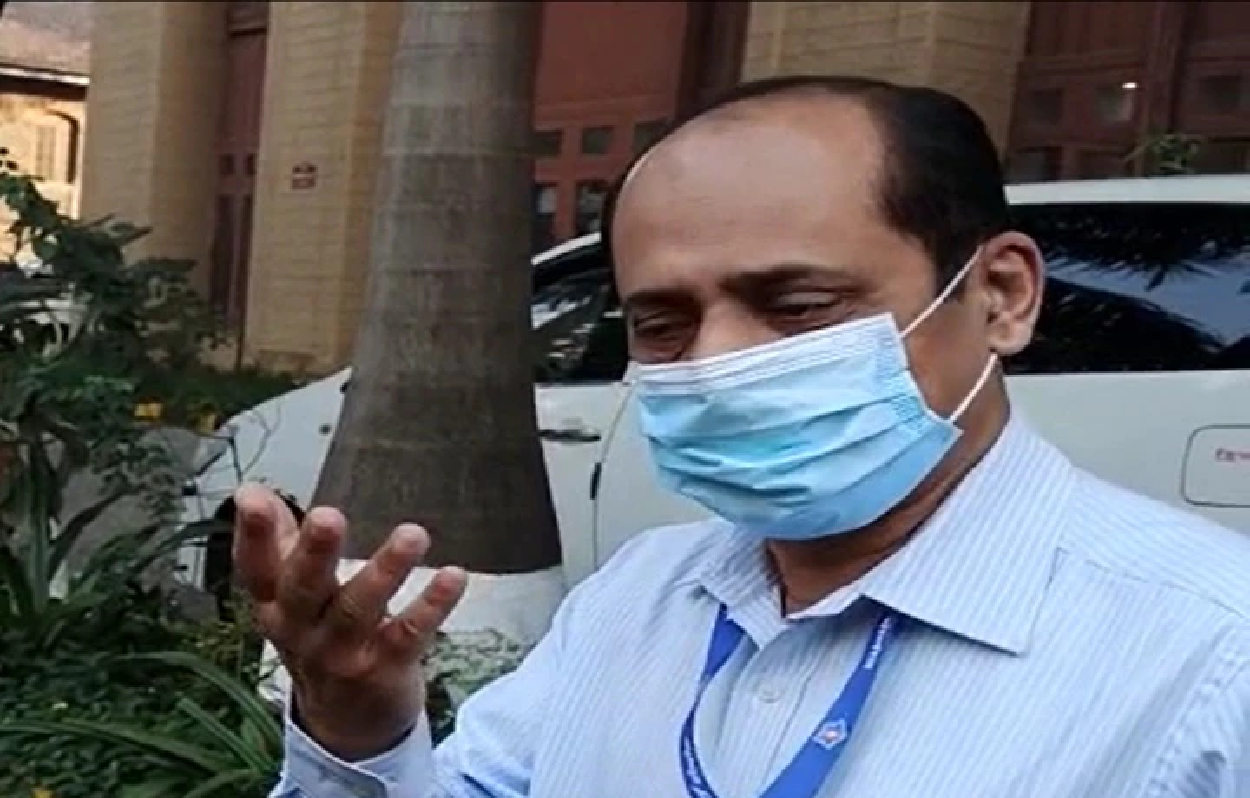 वाजे के कहने पर चुराई गयी थी मारुति इको कार, एनआईए को मीठी नदी में मिली थी नंबर प्लेट