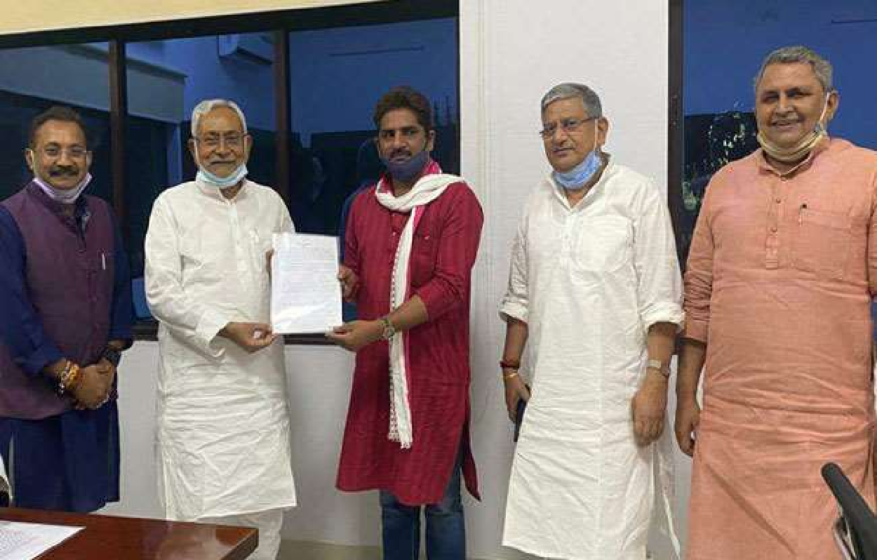 बिहार विधानमंडल के दोनों सदनों से लोजपा पूरी तरह साफ, इकलौते विधायक ने थामा जदयू का तीर