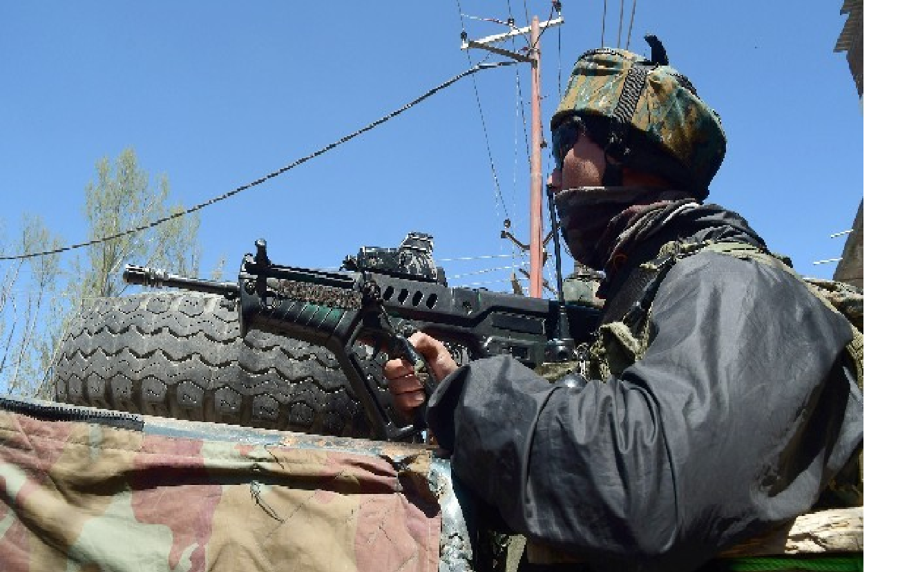 अनंतनाग जिले में आतंकियों ने किया CRPF पर हमला, एक जवान घायल  जम्मूकश्मीर