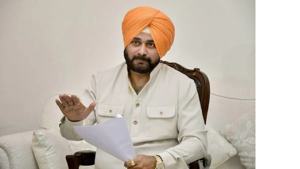 कैप्टन से तकरार के बीच नवजोत सिंह सिद्धू पंजाब कांग्रेस के अध्यक्ष नियुक्त